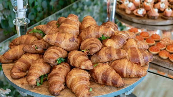 Plongez dans l'univers des recettes exotiques des îles